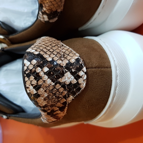 NEW Vince Camuto Leather & Suede Bling Rhinestone Multi-toned Sneakers - Picture 7 of 17